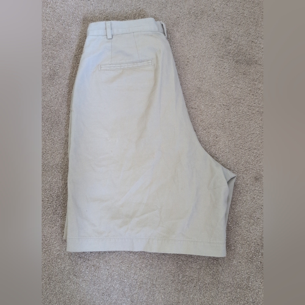Lands End 100% Cotton High Rise Khaki Shorts - Picture 9 of 9